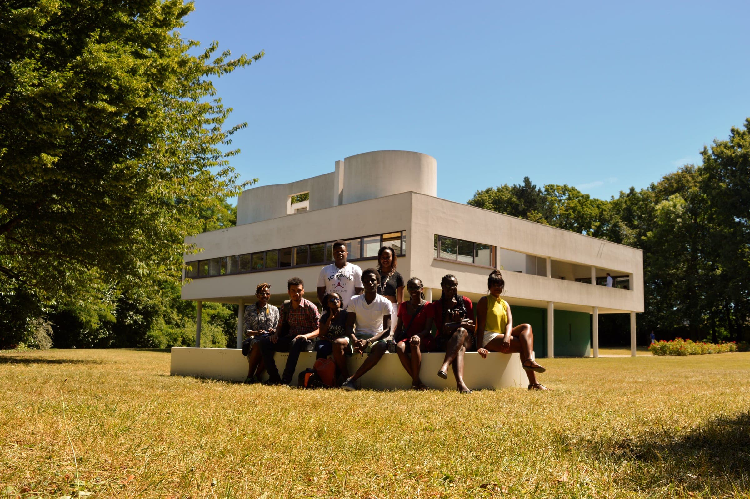 Kenyan students on a ReadTrips study visit at Villa Savoye, near Paris